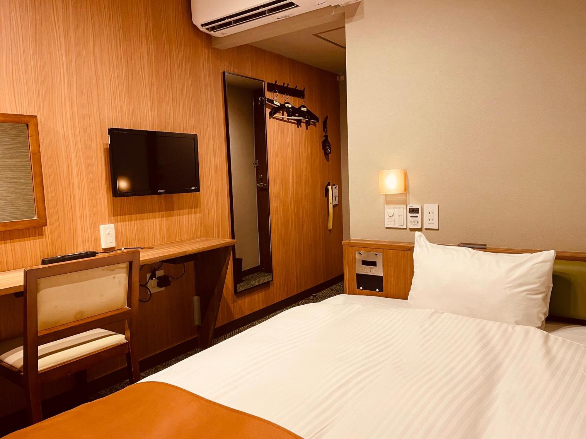 Shizuoka Town Hotel Екстер'єр фото